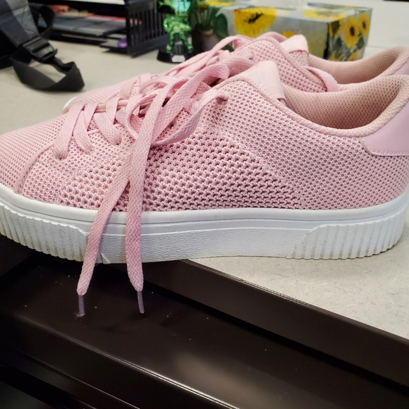 Fila Panache 2 platform sneaker, chalk pink Size 8.5 womens - Picture 3 of 4